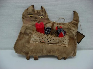 Кот-карман Юсупова Э.К.