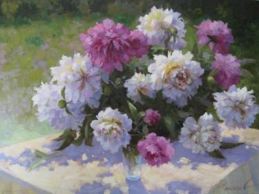 В саду. Пионы Николаев Ю.В.